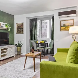 Cozy By Art Apartament